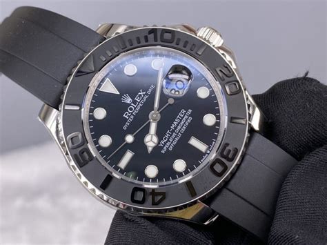 rolex yacht master fondo nero anni 70|rolex yacht master chronometer.